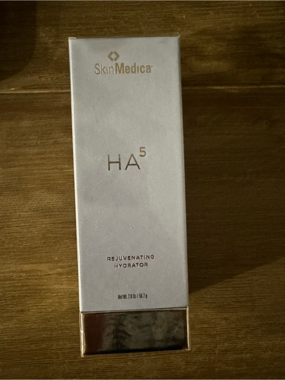 SkinMedica HA⁵ Rejuvenating Hydrator - White and Gold